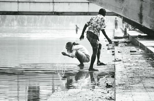 When the Water Calls: Picking the Perfect Lakefront Flooring That Doesn’t Flinch